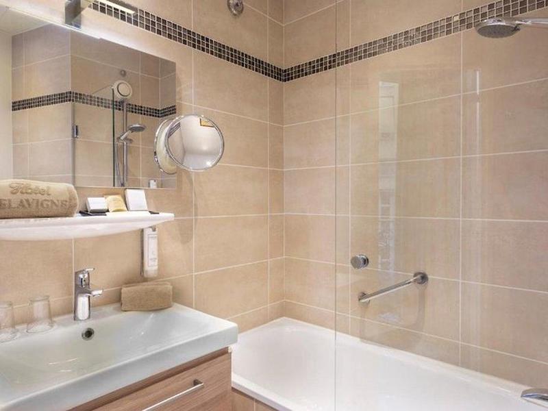 D8F66A1F8C53F921A9E7B09717F88648