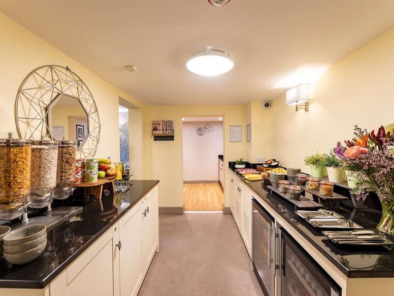 4F4F0AA78AF3E3CC8215C8695349302D