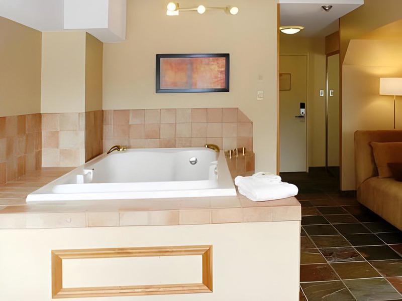 1666D51C0577D904D2A960F6766E93CB