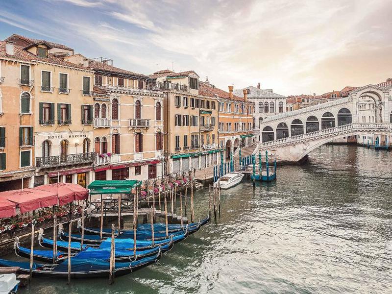 EEEF065FB714877A19D4B44C1AA8D75D