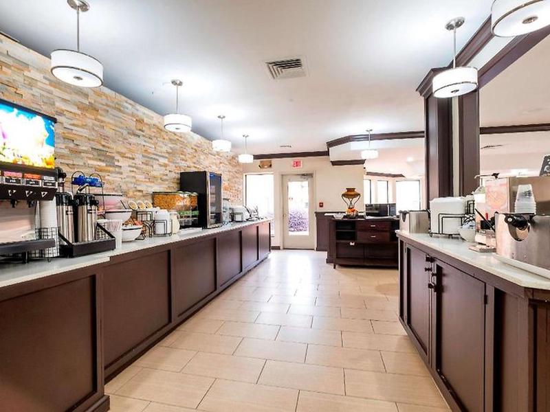 6ABDA818C1A9FB4C0858D9A60157D6B4