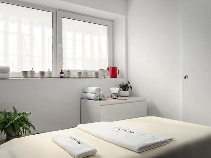 6077F772301D6BF4BD0DB33EF2FC5CFF