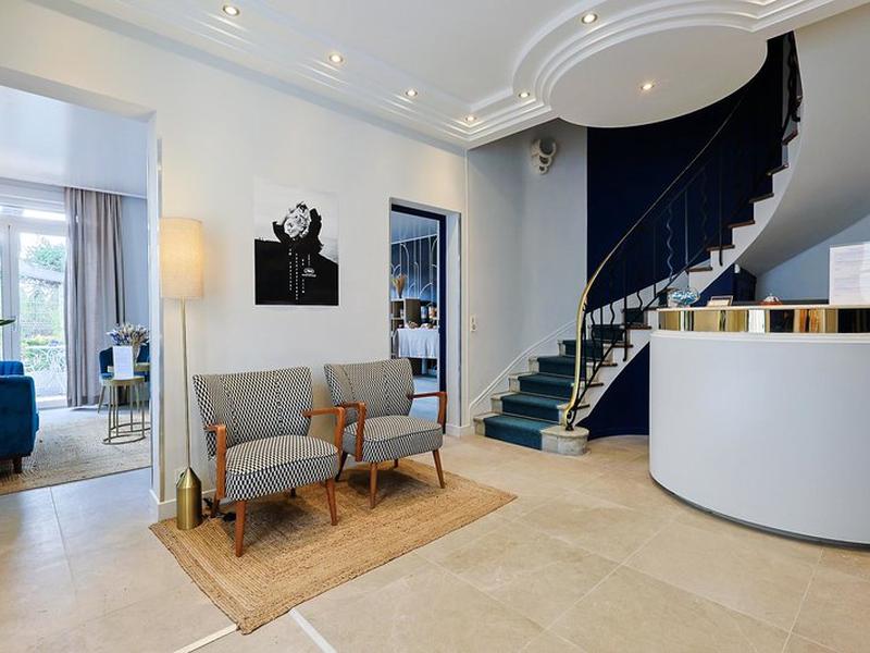 29E552DD9D3E6936A85E6D671582803B