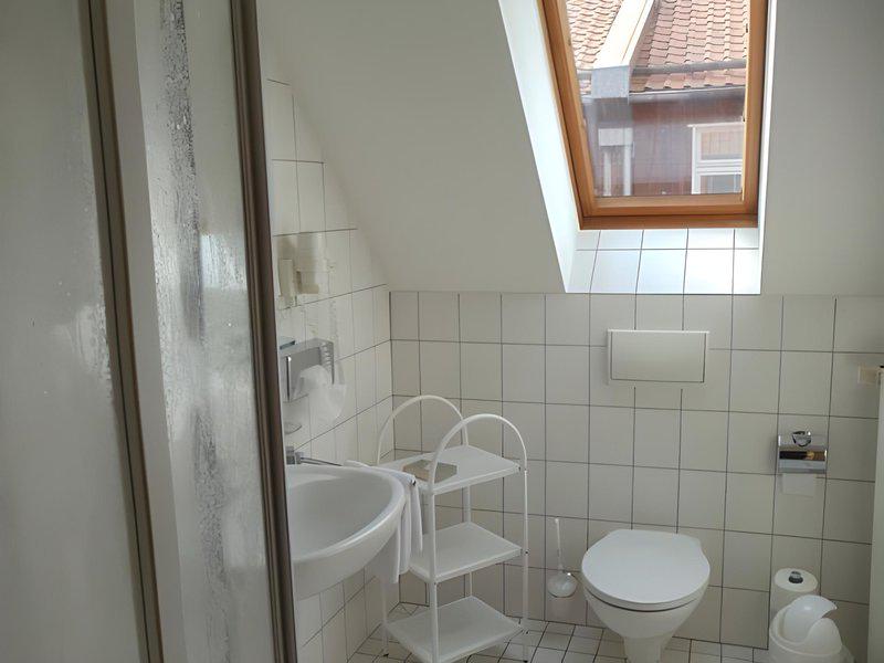 8A42167DFB4CE5C5A8366DF296189528