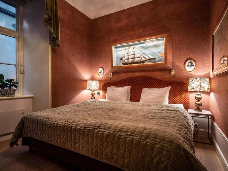 AABFAE55000159E3447F8DD408BA7A3D