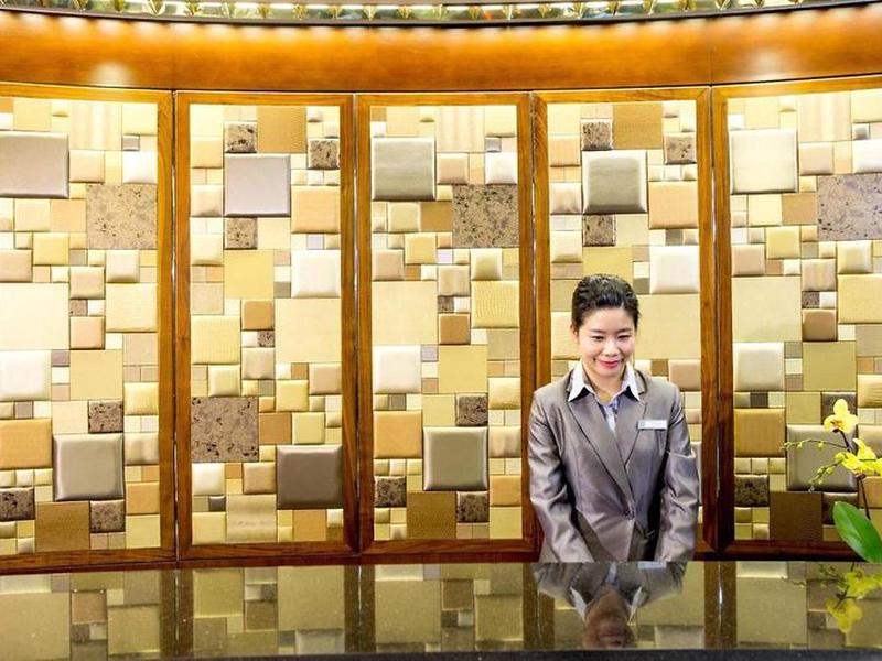 7E68CA8B43994AE2764E98133F3A1373