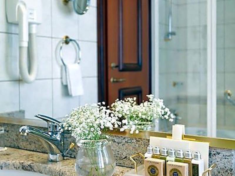 16D31D71EBE0079FF6F08C53FAFDC425