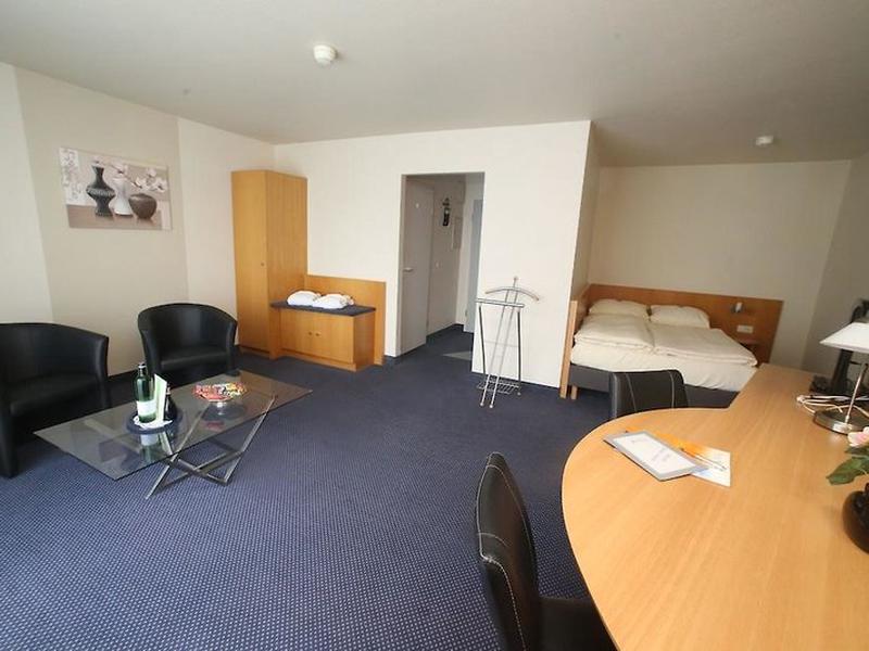 9E487BE79AA89B5D51F4E79F0588A485