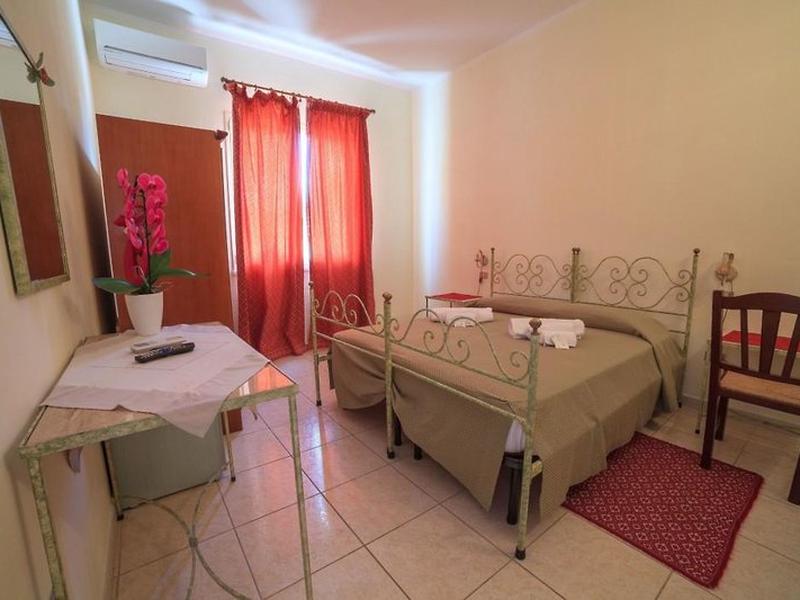 0CF7B4043E8B8A500FFD37F59154EED2