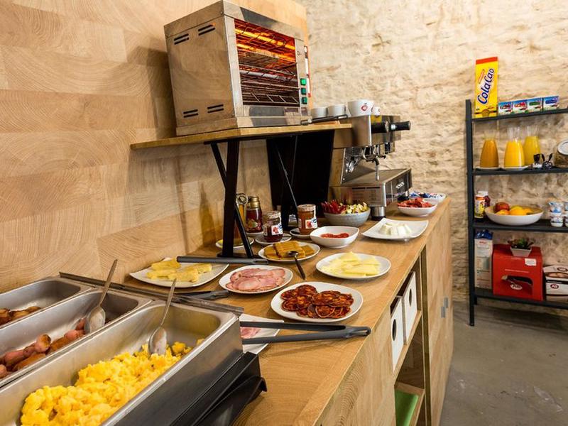 F611A78B81D7D9ED3340D719FCA523E6