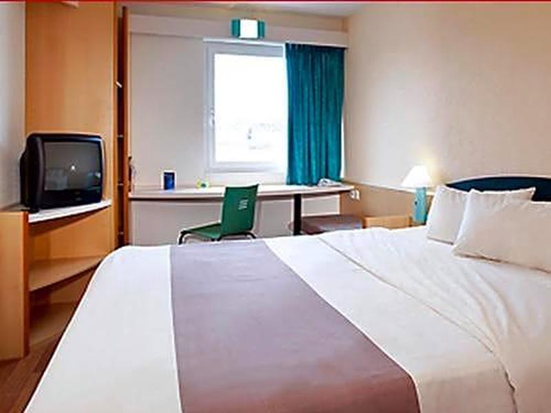 18EE4A46609EC745365C9BE5AED95158