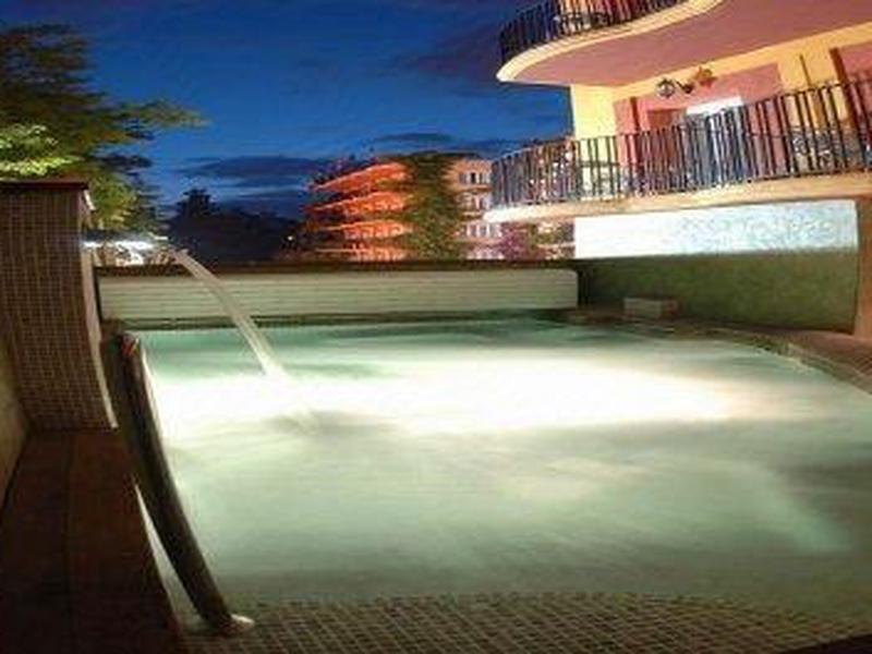 DA9BCDB76AF614C9BAEC8F995198BFFA