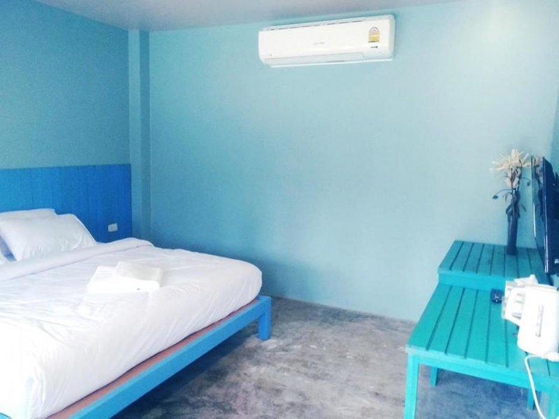 D18D3A78A66D6BA0B55F151FD2C94631