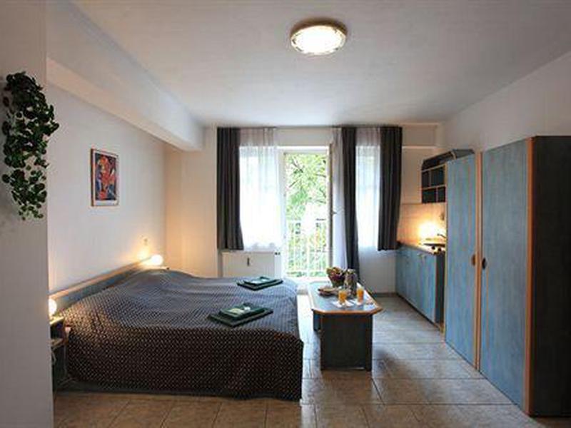 7955D3477CBA3C1C268A14CD8BA8D95B