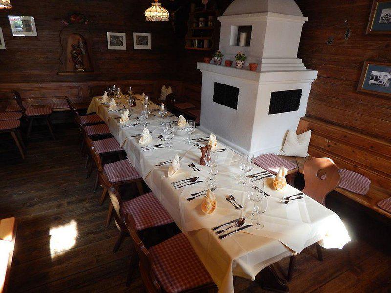 E41A4D655C7C76993A2CF5F157D1AE06