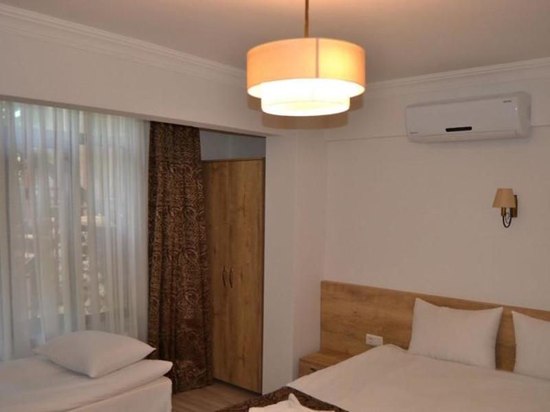 350B80AA5ECCDDD5B2356883A1F07ABC