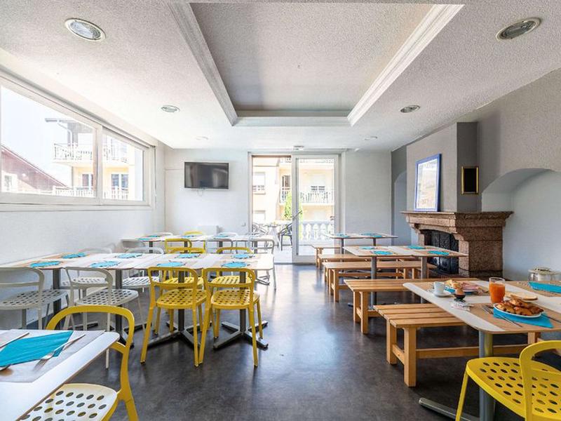 6E8F2534117639120DEE0C193C092F5A