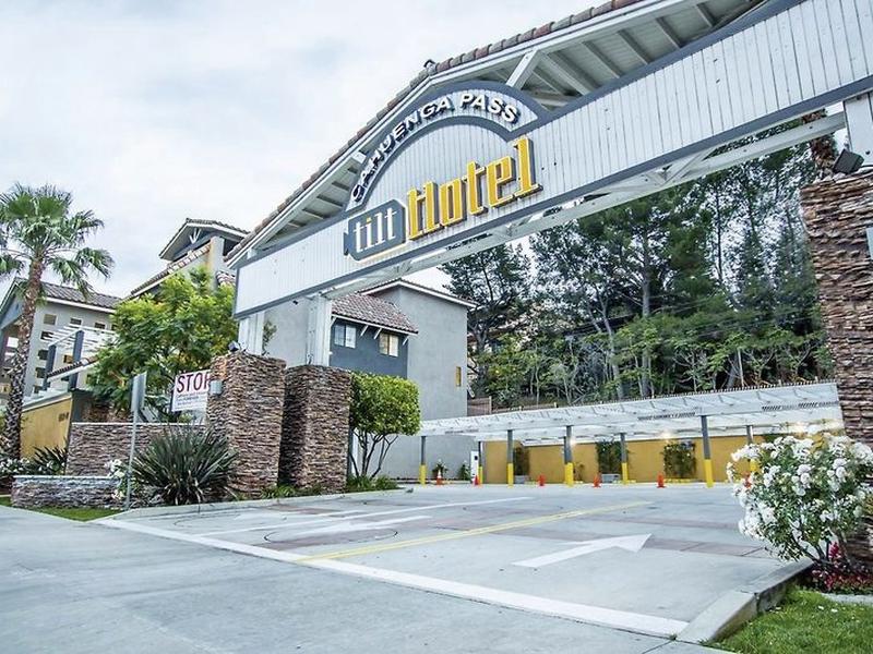 Tilt Hotel Universal/Hollywood, an Ascend Hotel Collection