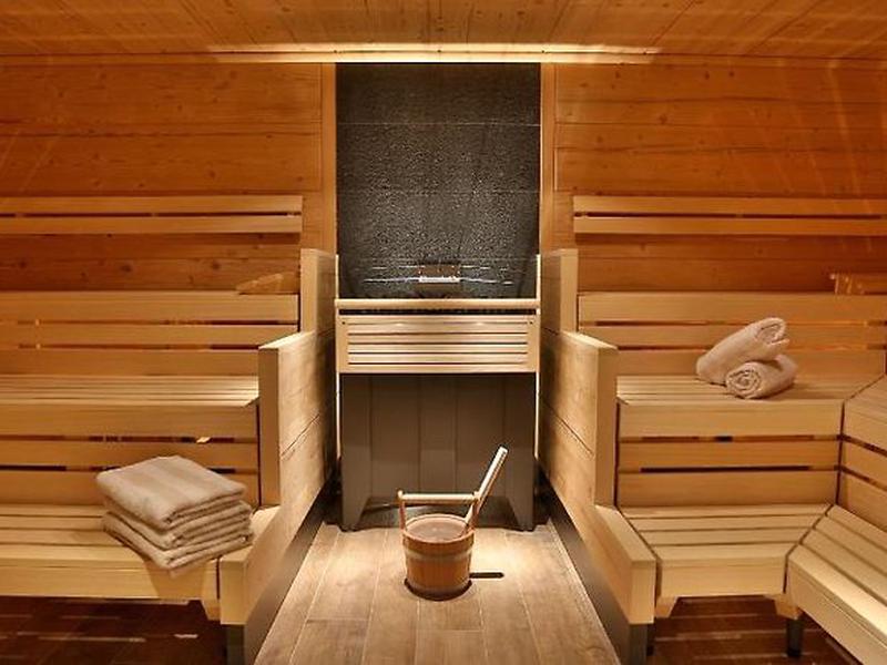 F18D13F9C6F67D0EFD855FC8380C372E