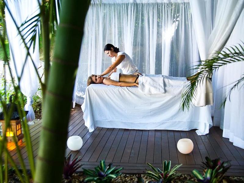 3DEAD4534D3F8570870E6AA1A1EAD763