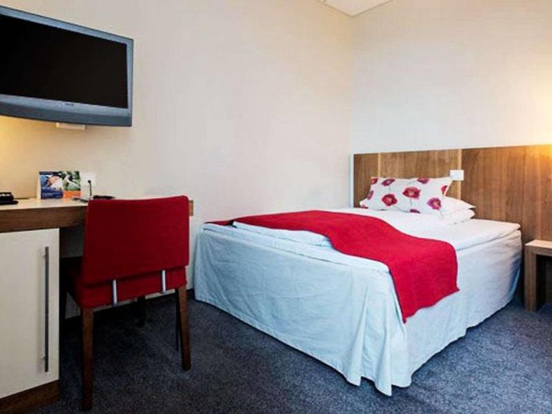 C3CC81A2FEDE200C171922209772F24A