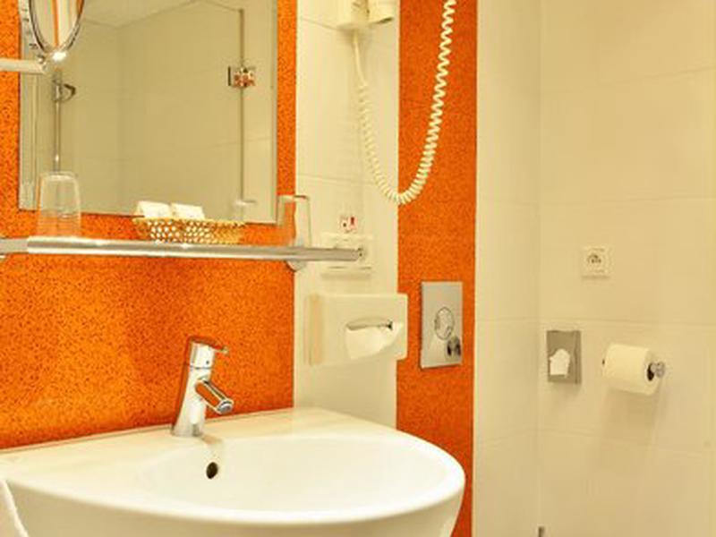 8C5B5CC6AFEC901C1518FCC9A499A927