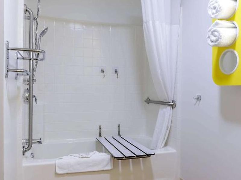 6D5A922DCADD43A928DC9C14AC30E1A3