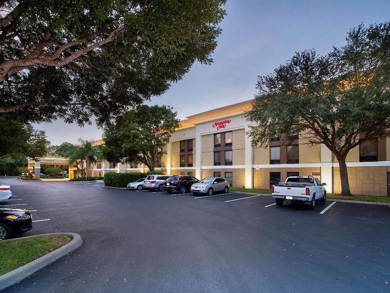 704BAE7CE08B951E40D998C3B8F05E22