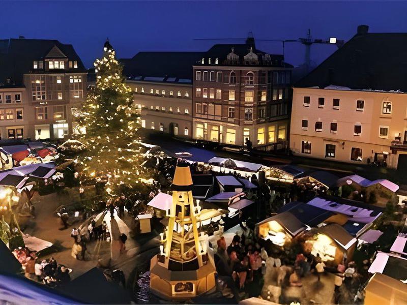 8D4F9240D3FABB4BEFE4A8D9E82A9F12