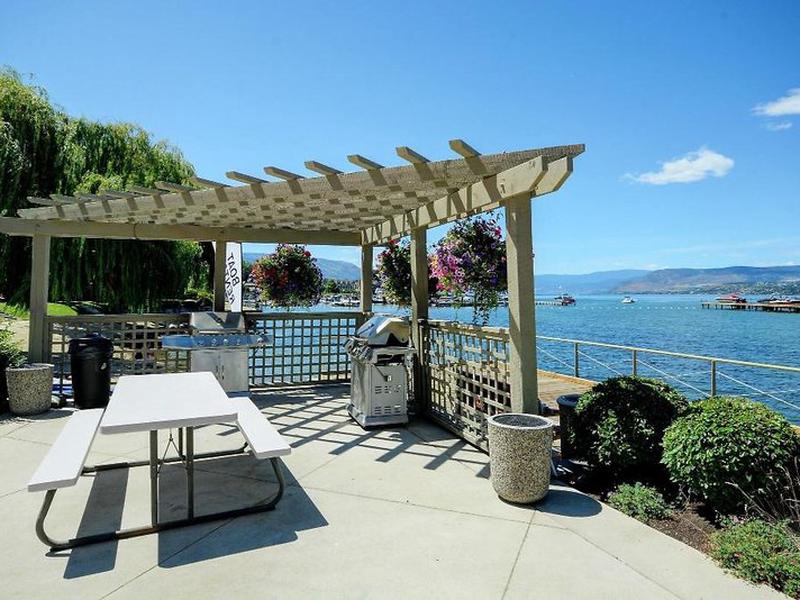 9366114FCDFAC3176451980345A7B9C6