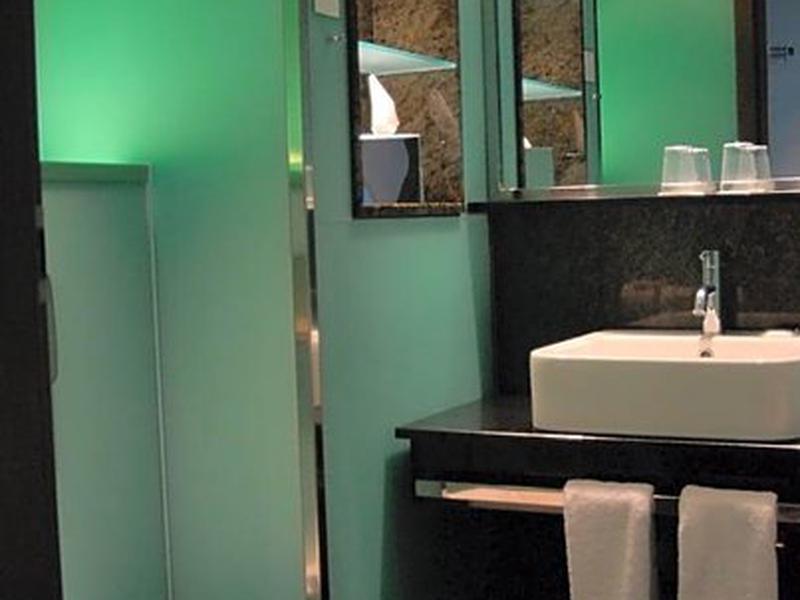 68D00BB44075D5A9FE609981B89BB2E9