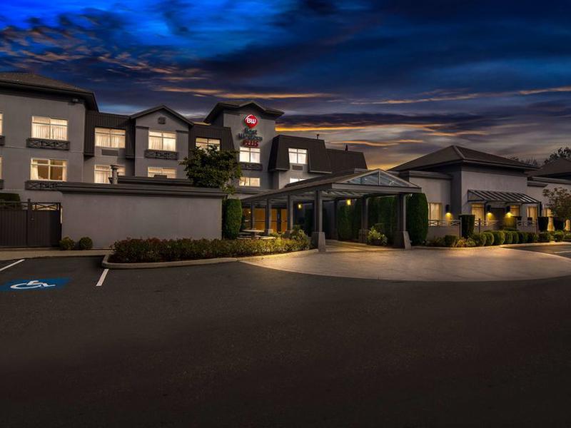 D6E529BCE8A74ADD8AF16FACF3B2D1CB