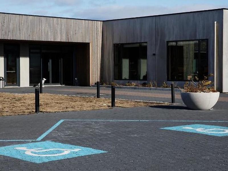 BADF8EC6B40BD131E73BB9CC4201621C