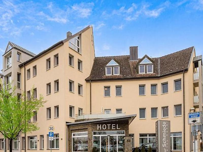 C9BE98F5E4A2BB86601D9D51326D0FB8