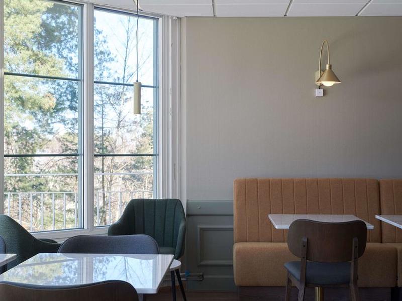 8C946E912DB636BB9CB4AB9A664FEDC4