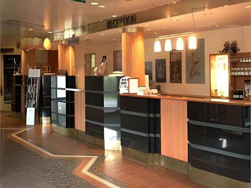 DF99A130738F09474466F5B85E9E4104