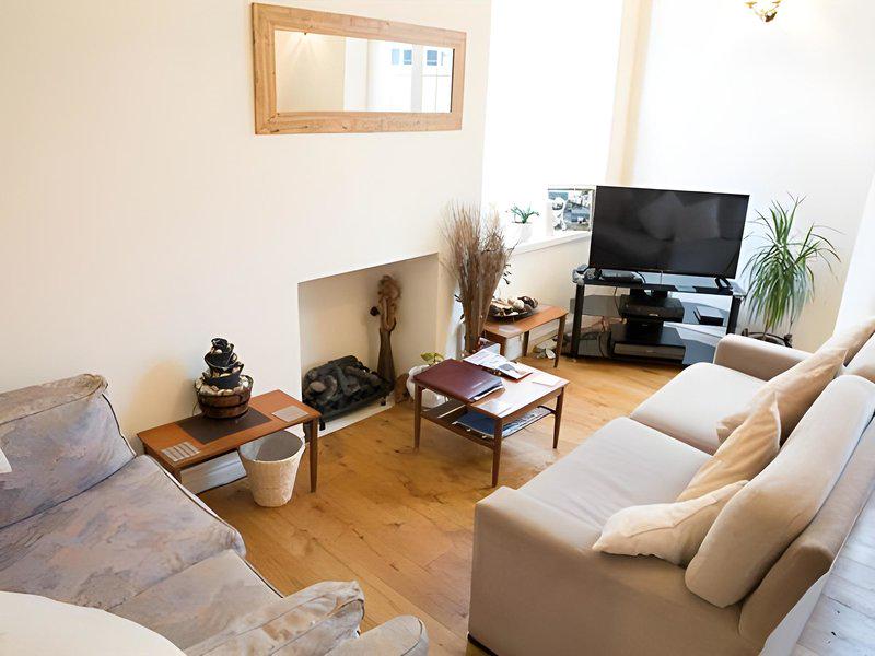 B25768B6D4B3585E49813BA87888DD05