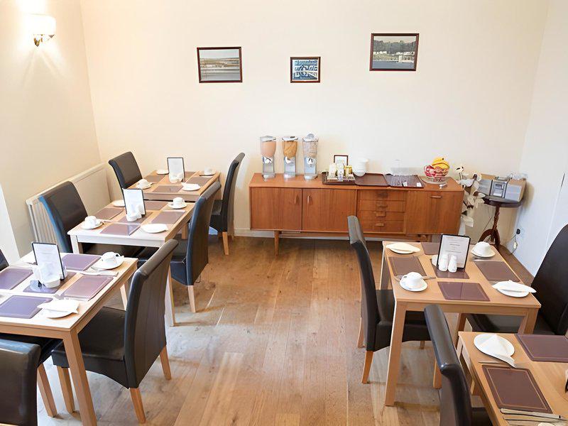 A12A7D214D6F8A62663580031BF8E1C7