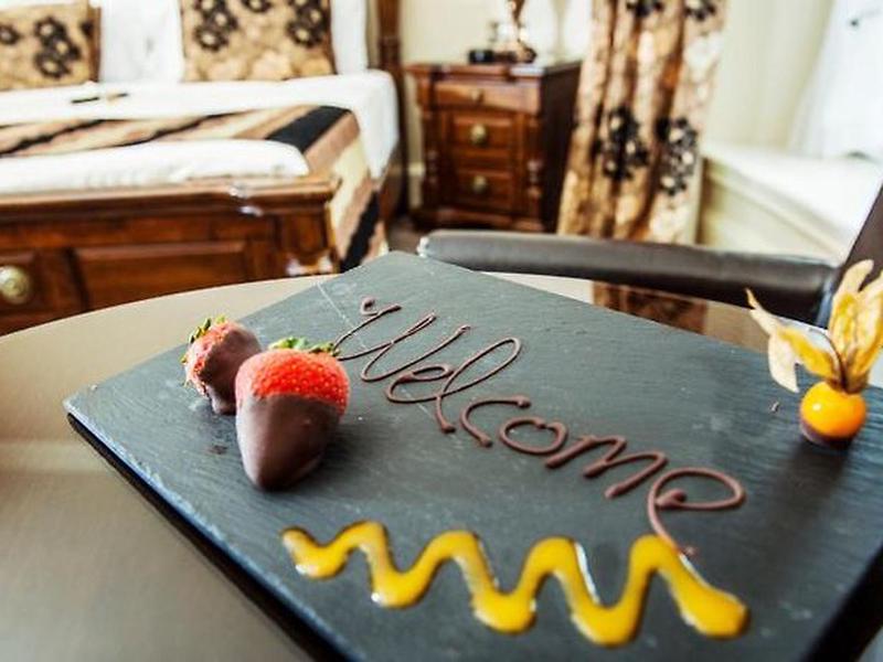 992EC9403156D04F18EE91868895F183