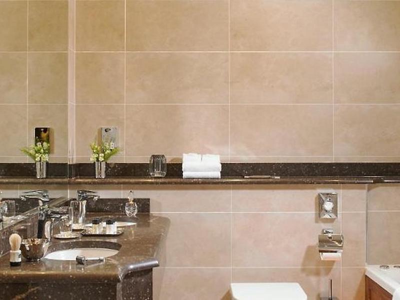 41EFDE55C4EE7EF8C08605585A964ABF