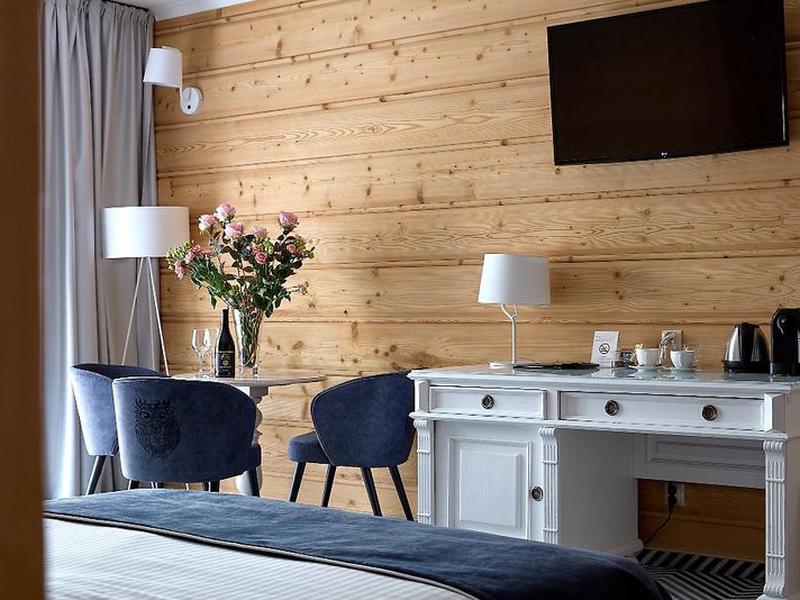 FB7BA560A7ED49B50674494128D89F82