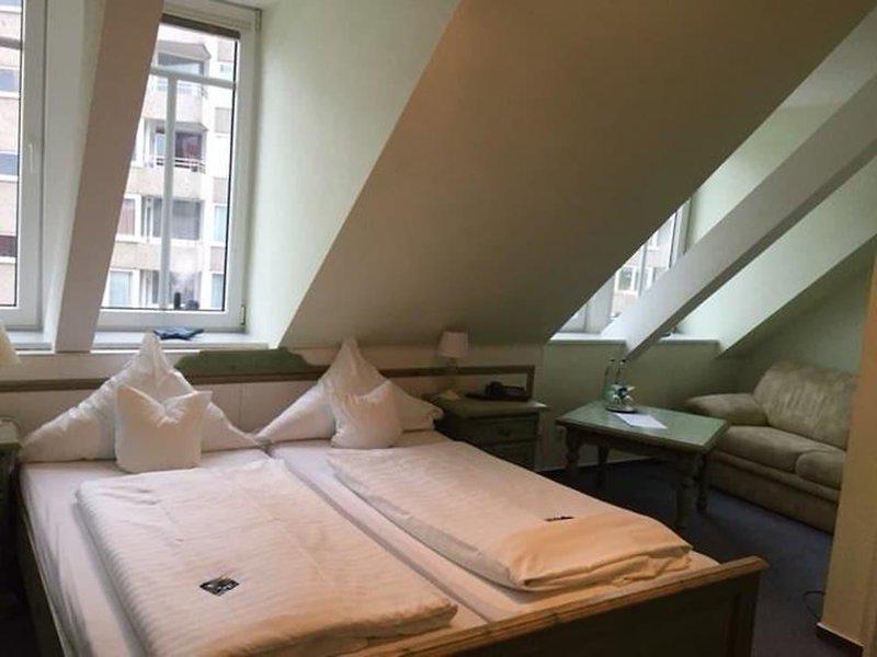 AAA911C212BC6C86AAFC9005B9DAB118