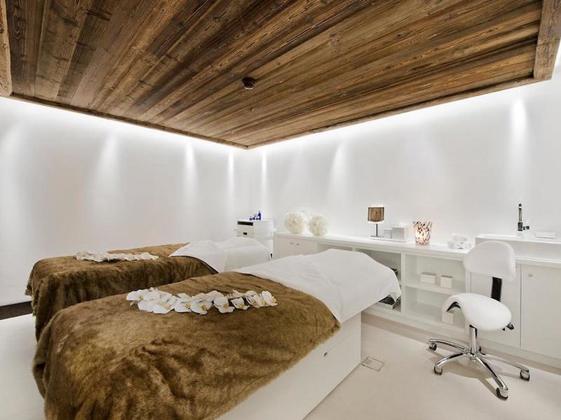 0F91F037AE455A657EC2C7C2BCE259CE