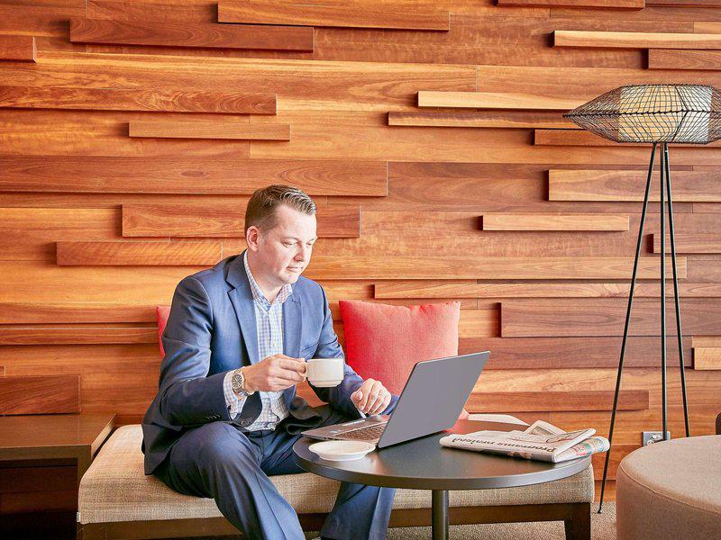 B9155BE79EE18728D08A29F85B8490AB