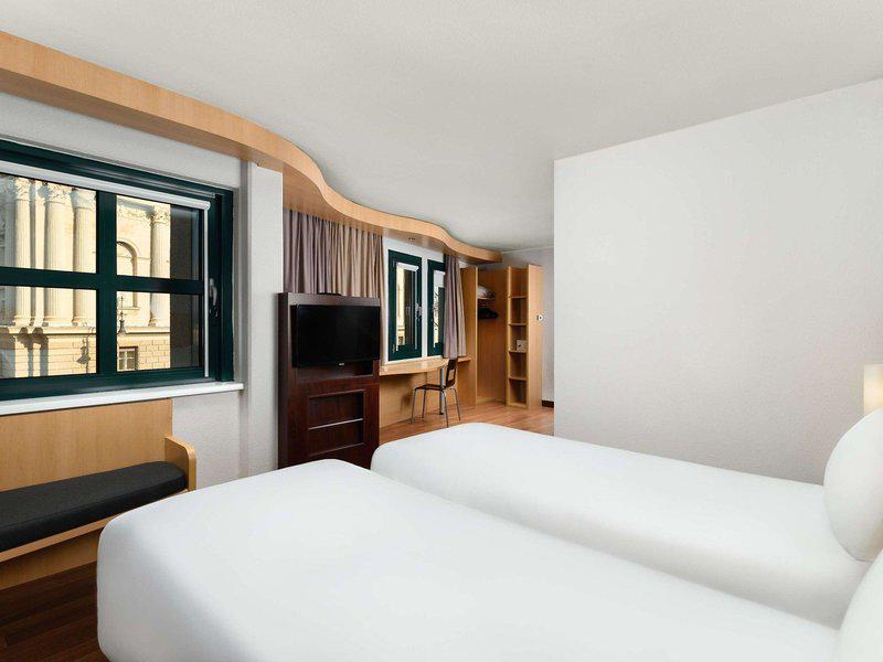 B05633A0D89459AB777184975CC52596