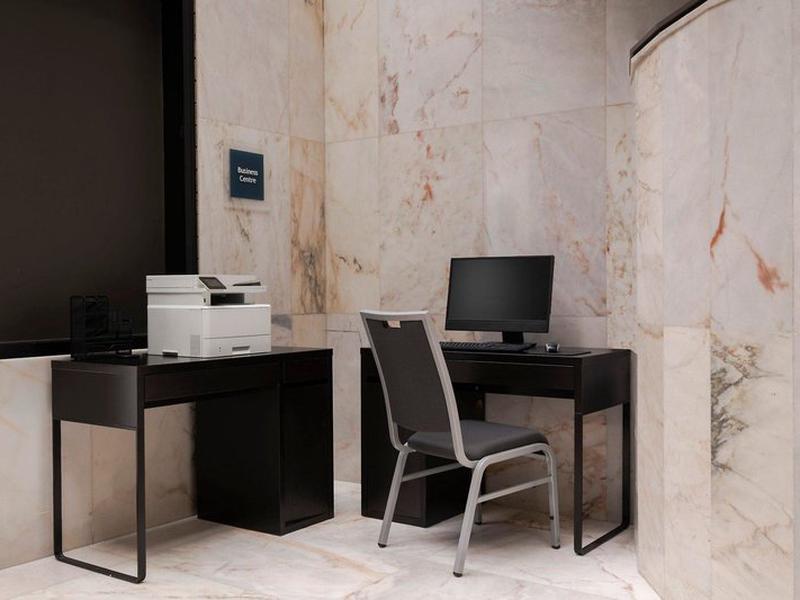 422C53F12304DAA16F00041CA90B2148