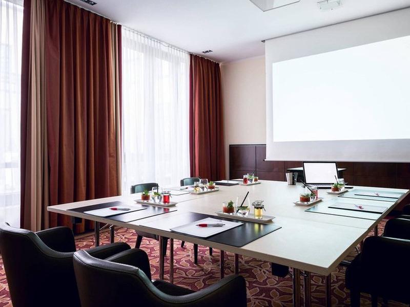 98496B11FE1064ED575E2ADED58411BA