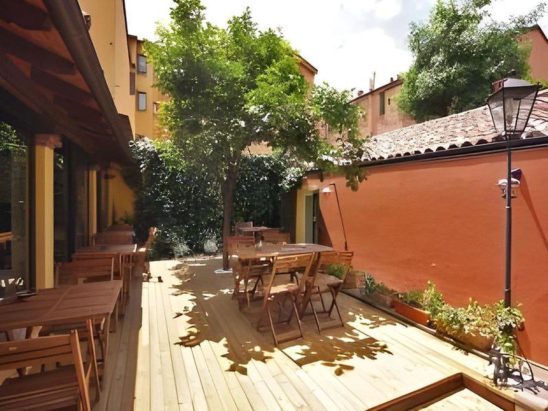 890C6C57270A49B0FA64B925E2682F44