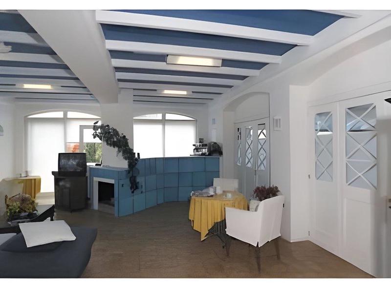 72E7381BE456165DB8AEF79549732261