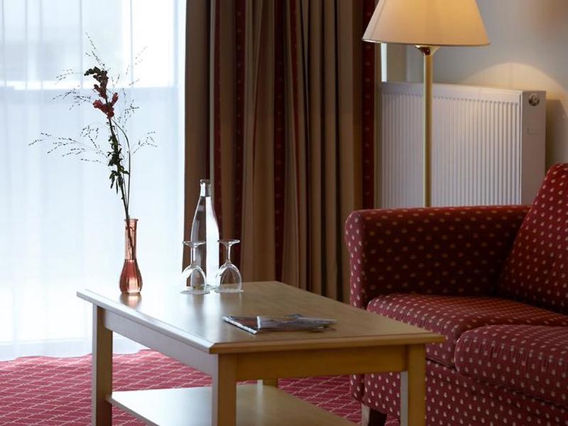 1FEA71D0F573C4D5A8AFAB3AF307EFE7